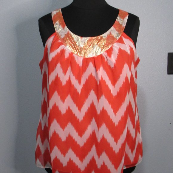 Chevron Patterned Blouse - Picture 2 of 11